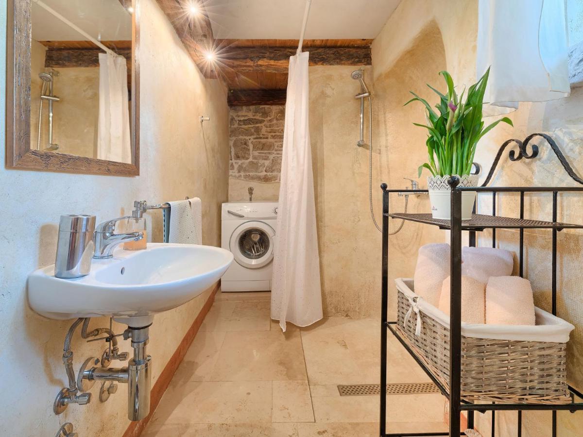 Holiday Home Hrelja - Roj418 By Interhome Žminj Kültér fotó